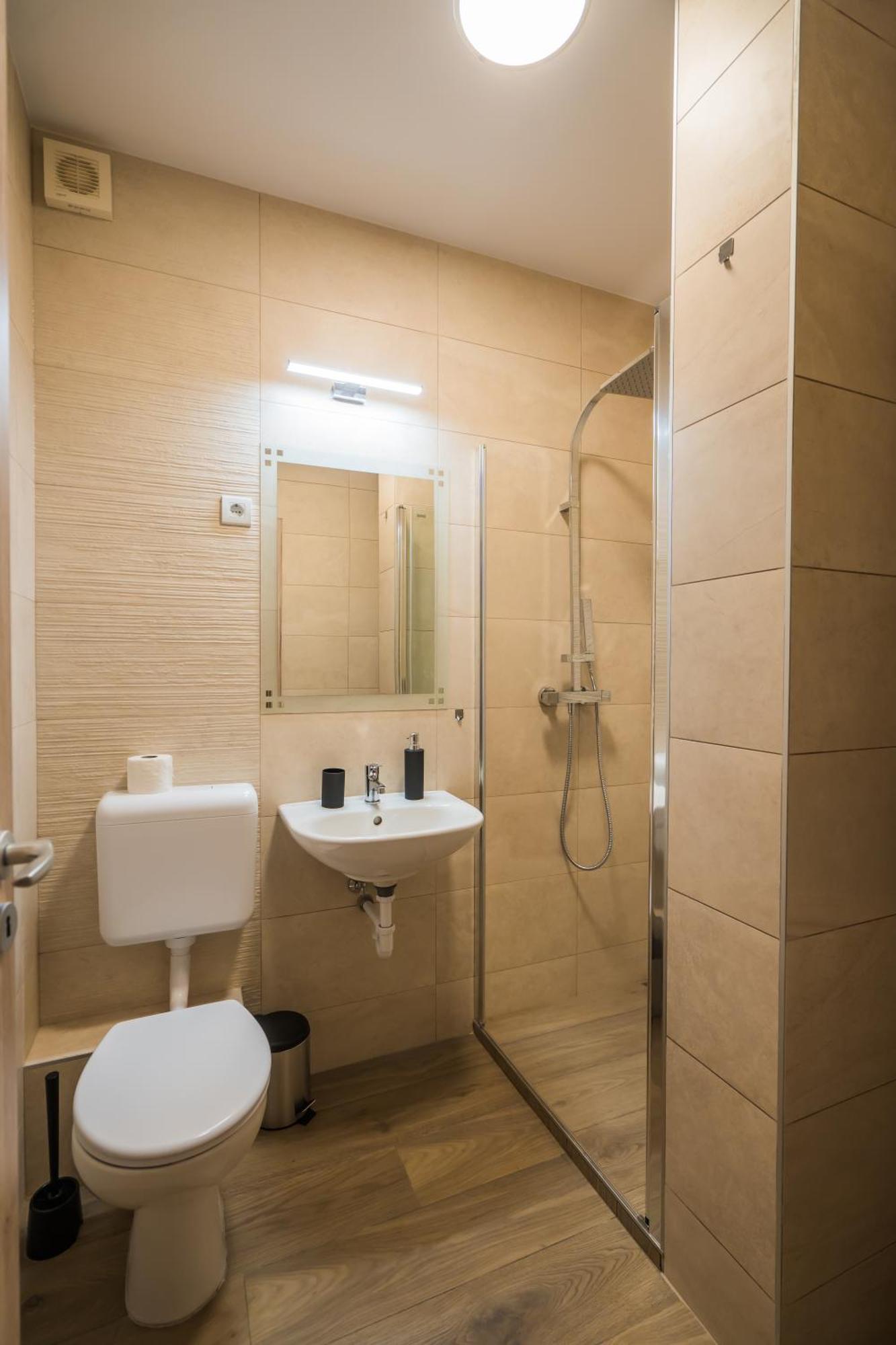 Plazs Home Apartman Siófok Buitenkant foto